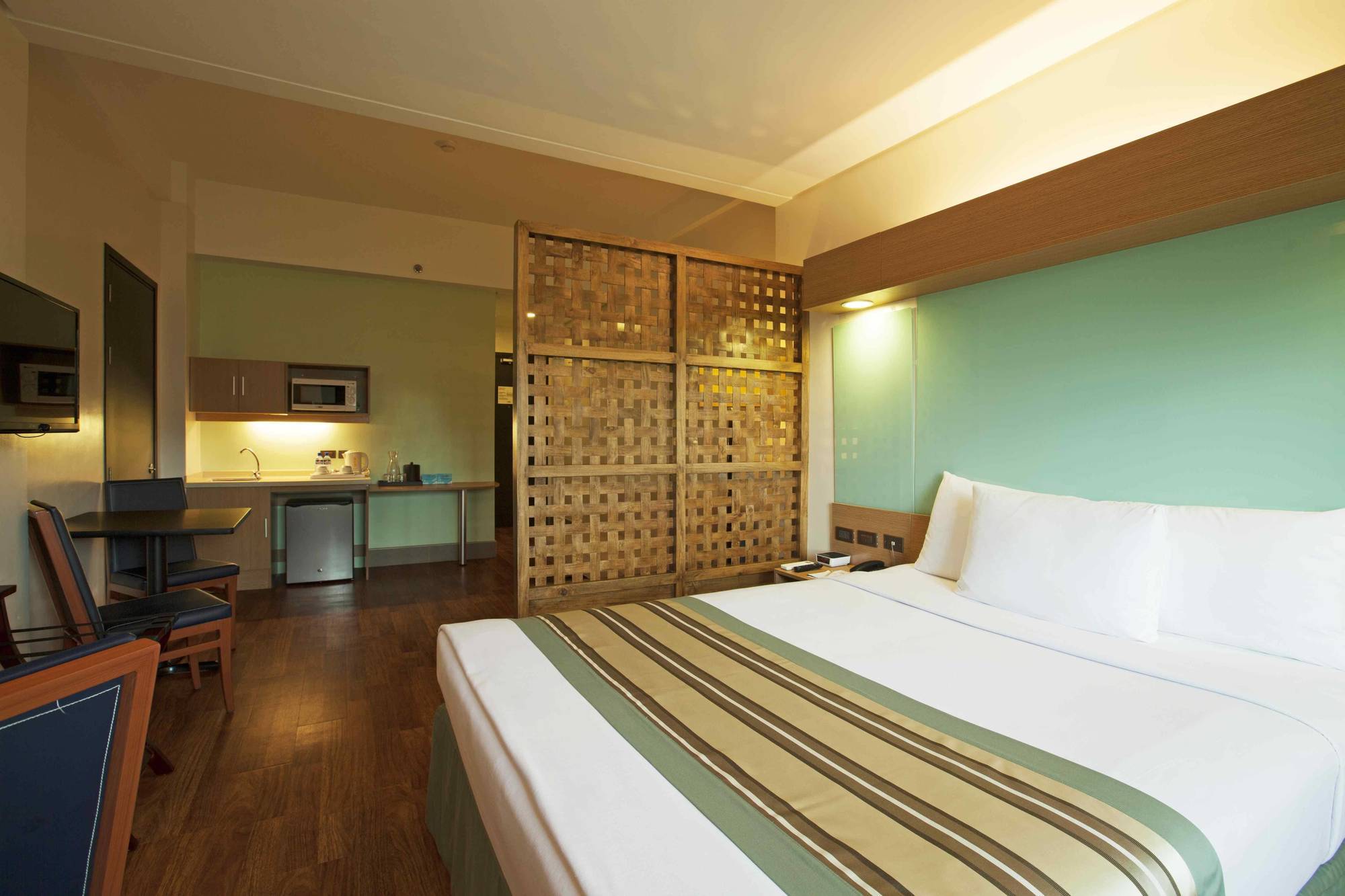 ไมโครเทล บาย วินด์แฮม เซาธ์ ฟอร์บส์ - นูวาลี สตา โรซ่า Hotel ซานตาโรซา ภายนอก รูปภาพ