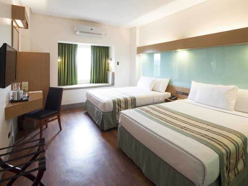 ไมโครเทล บาย วินด์แฮม เซาธ์ ฟอร์บส์ - นูวาลี สตา โรซ่า Hotel ซานตาโรซา ภายนอก รูปภาพ