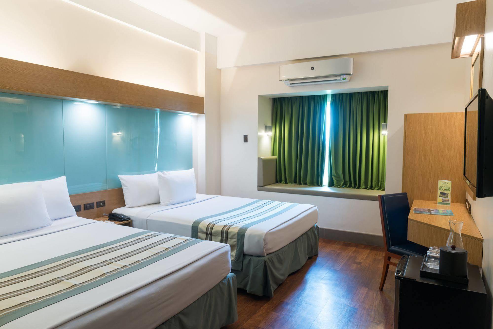 ไมโครเทล บาย วินด์แฮม เซาธ์ ฟอร์บส์ - นูวาลี สตา โรซ่า Hotel ซานตาโรซา ภายนอก รูปภาพ